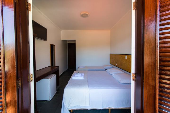 Room 46 of 99