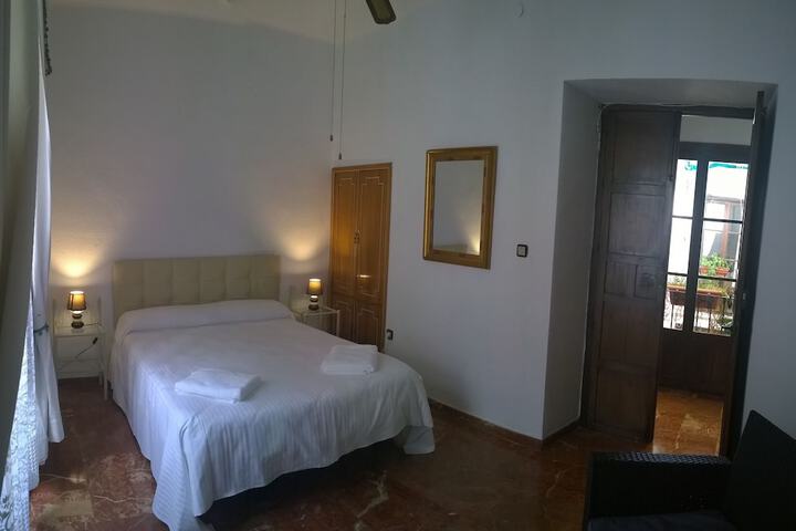 Room 14 of 62