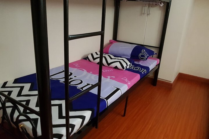 Room 13 of 25