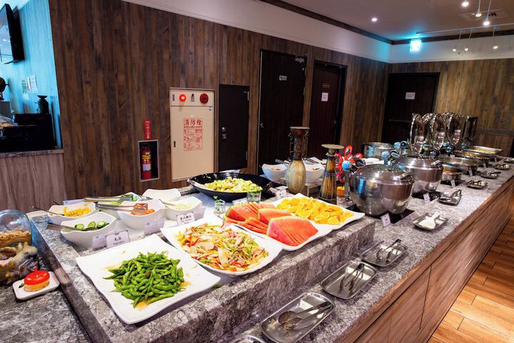 Dining 87 of 120