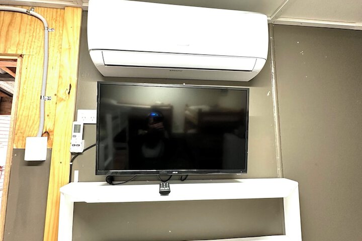 Room 26 of 180