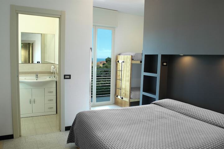 Room 15 of 61