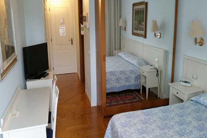 Room 14 of 45