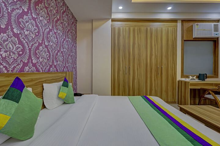 Room 17 of 29