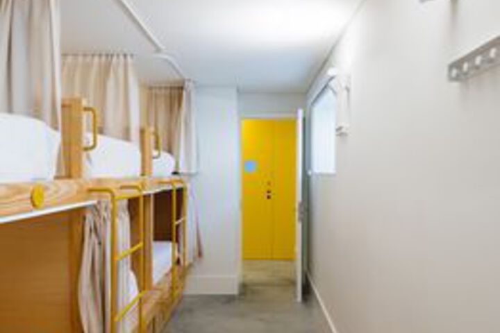 Room 41 of 119