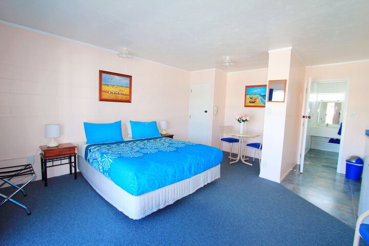 Room 42 of 63