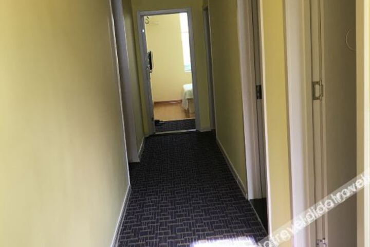 Hotel Interior 6 of 19