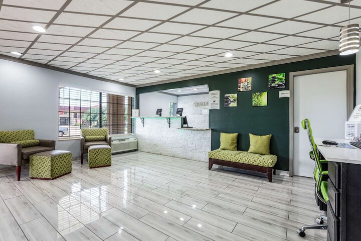 Hotel Interior 4 of 40