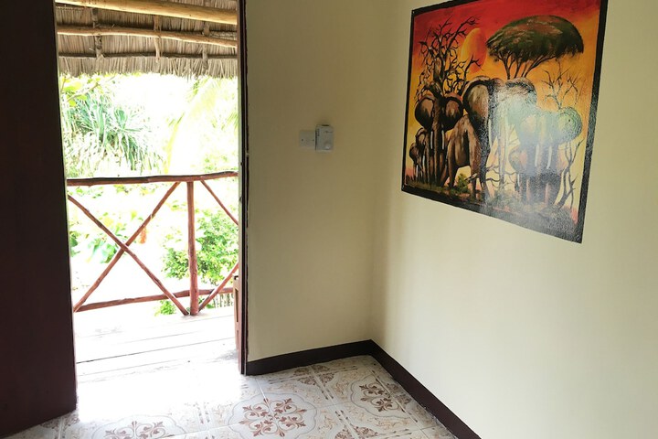 Room 30 of 80