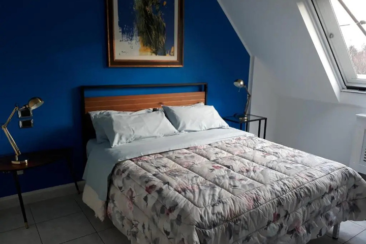 Room 2 of 15