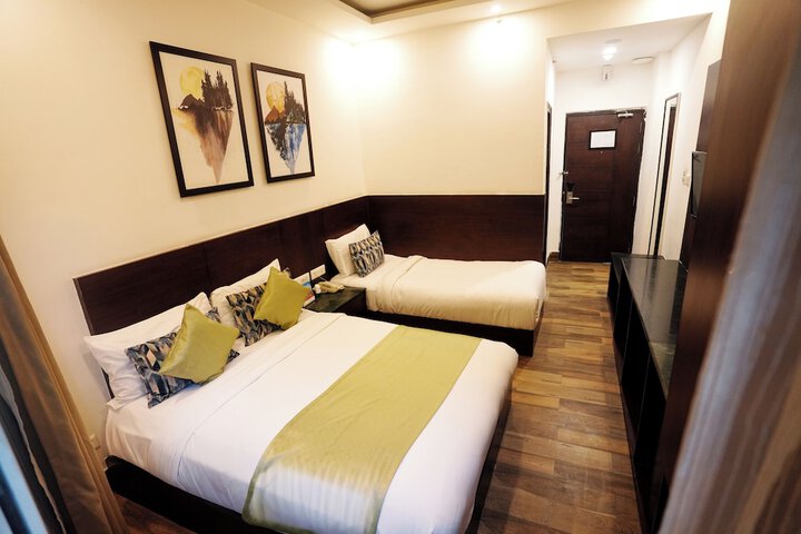 Room 30 of 109