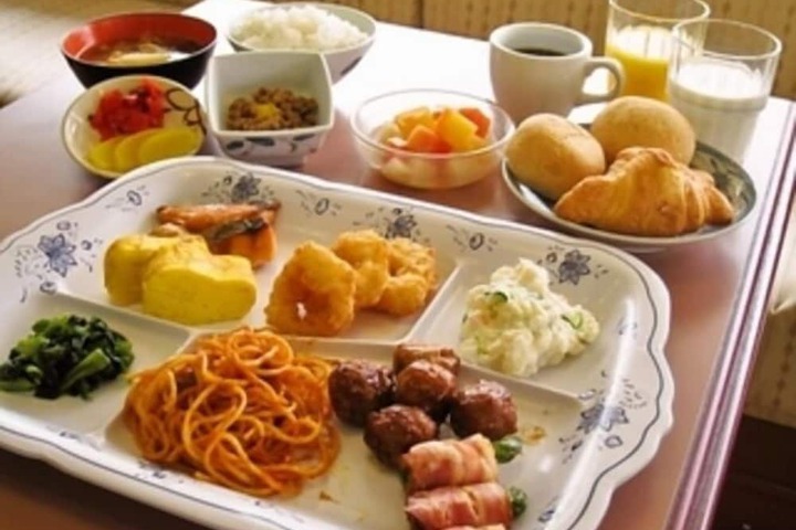 Dining 6 of 6