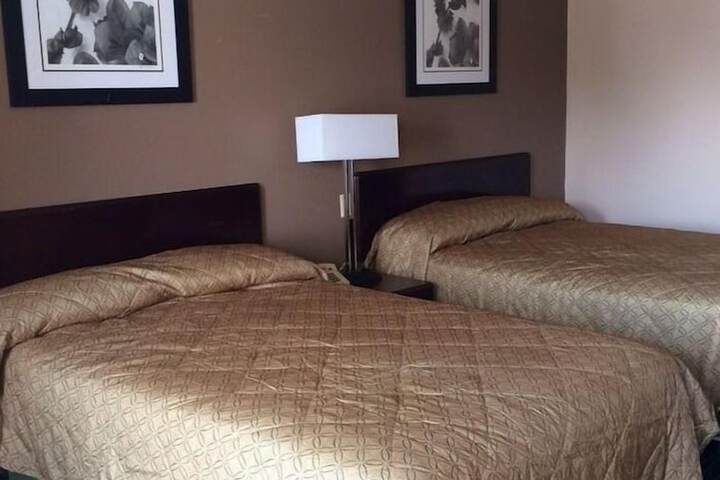 Room 12 of 38
