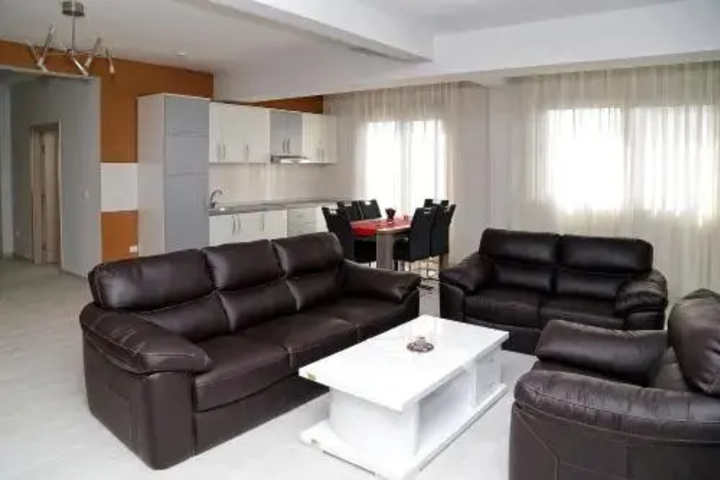 Room 7 of 35