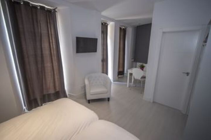 Room 25 of 88