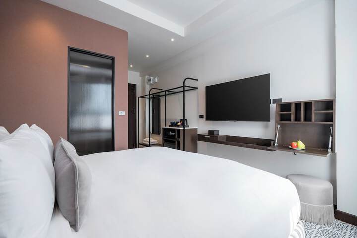 Room 16 of 39