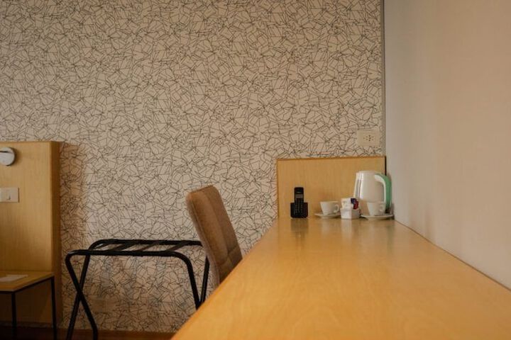 Room 25 of 60