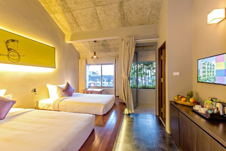 Room 30 of 87