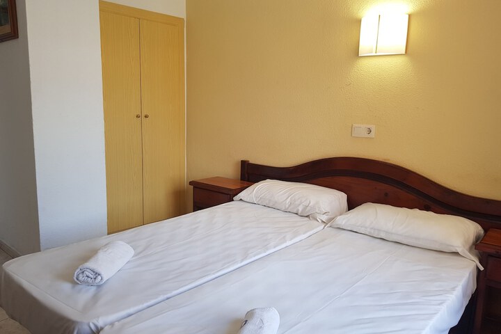 Room 10 of 49