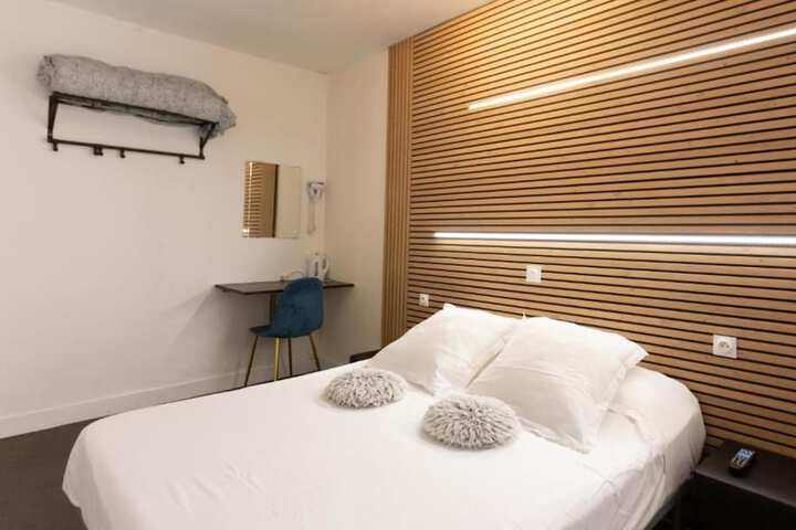 Room 47 of 91