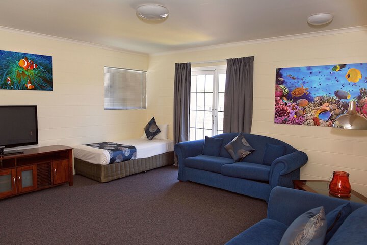 Room 52 of 74