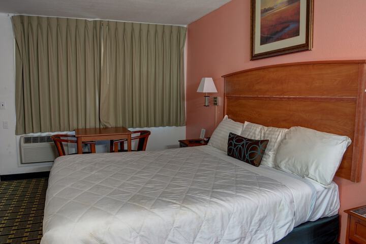 Room 7 of 17