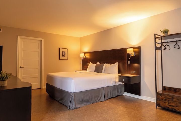 Room 13 of 86