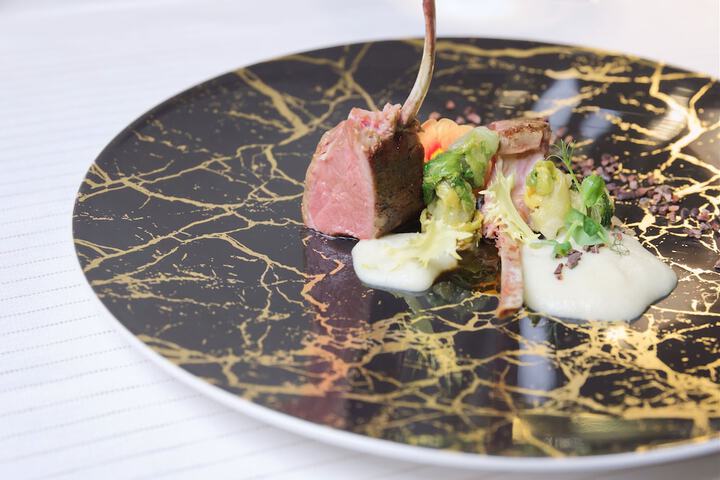 Dining 47 of 65