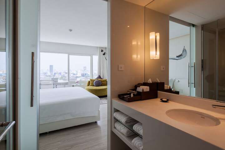 Room 32 of 135