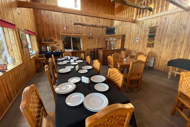 Dining 15 of 22