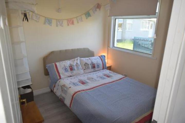89 Sandown Bay Holiday Centre