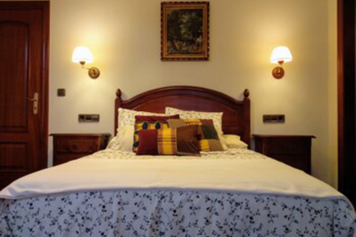 Room 21 of 37