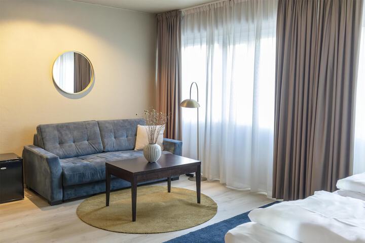 Room 26 of 53