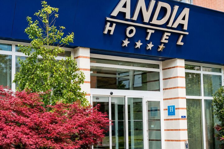 Hotel 120 of 133