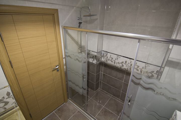 Room 44 of 65