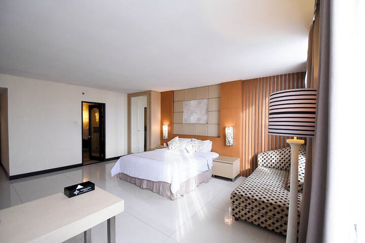 Room 22 of 56