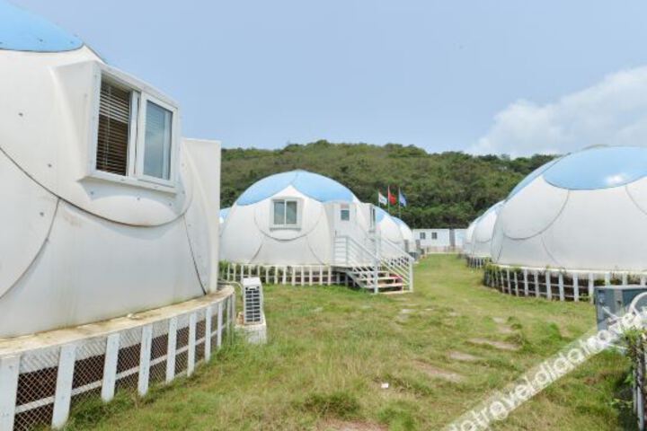 Weizhou Island Mars Dome Theme Hotel