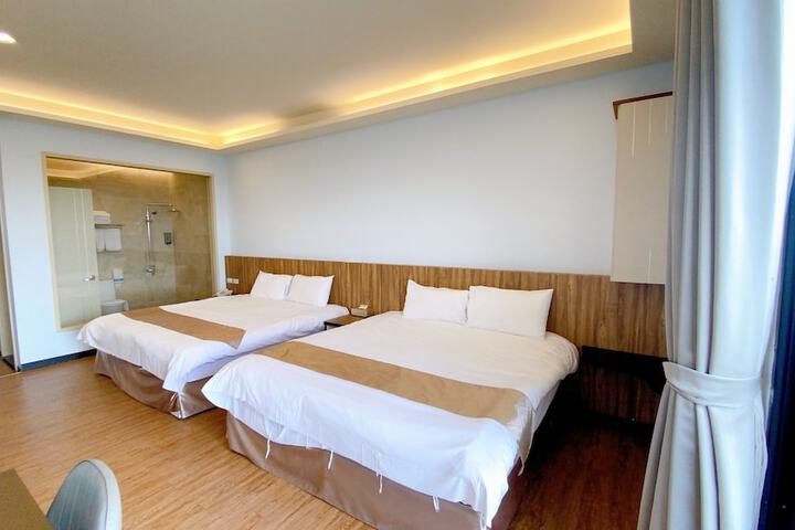 Room 15 of 60