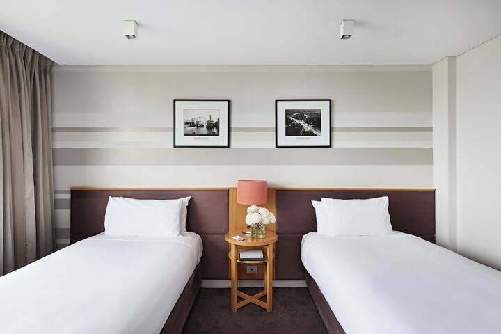 Room 20 of 87
