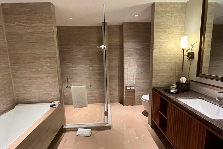 Room 20 of 30