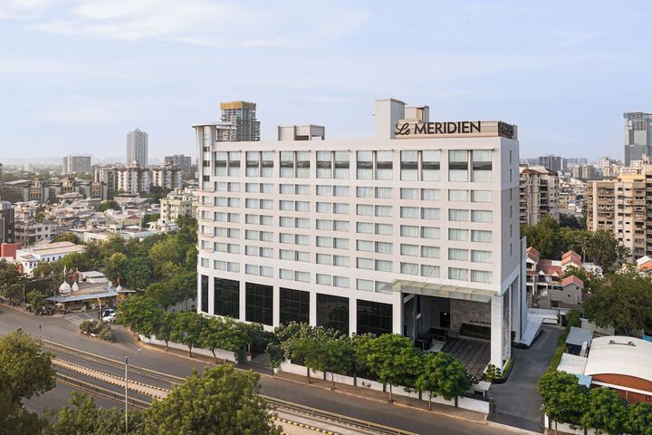 Hotel 53 of 56
