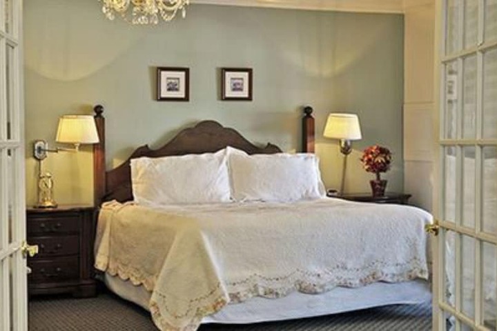 Room 27 of 58
