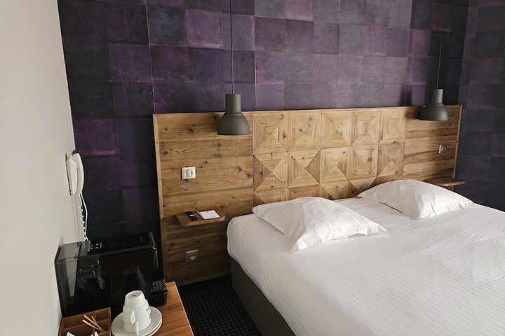 Room 43 of 80