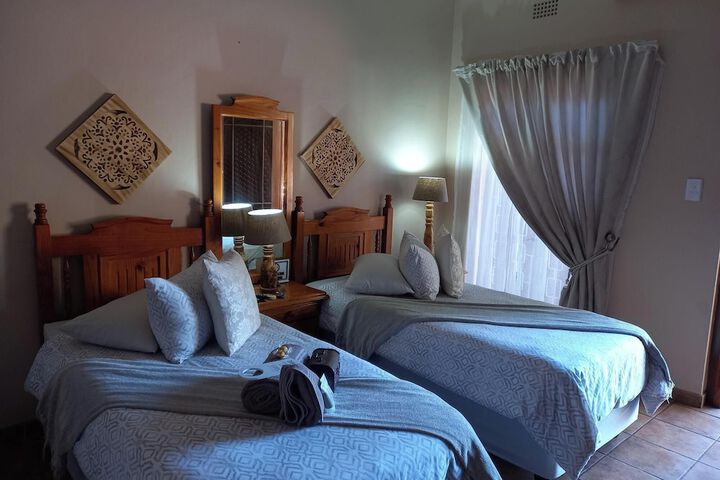 Room 3 of 52