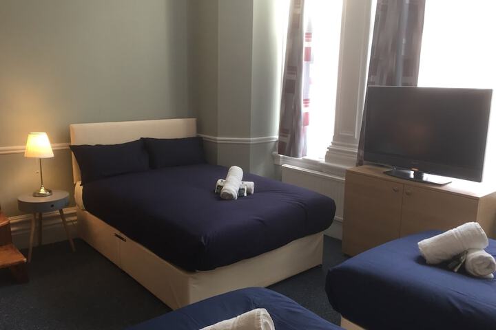Room 54 of 283