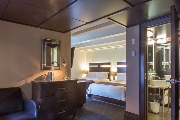 Room 31 of 65