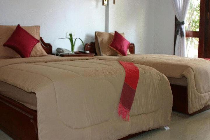 Room 12 of 49