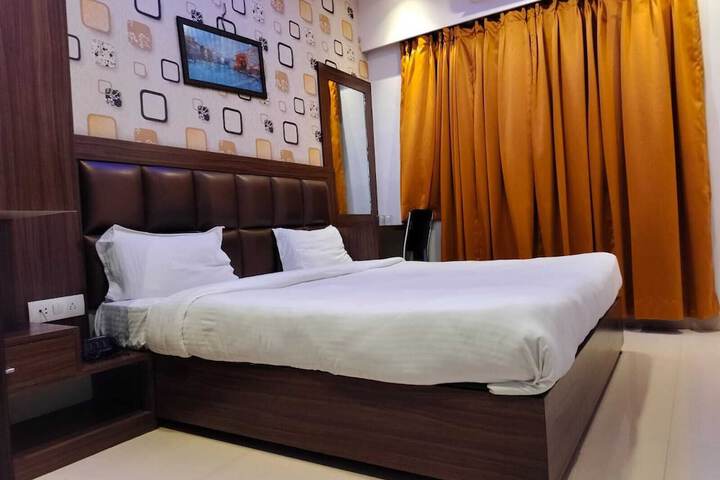 Room 17 of 26