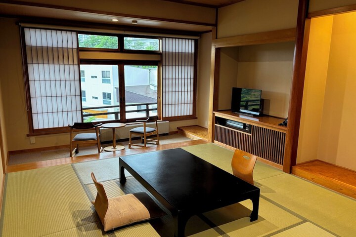 Room 23 of 56