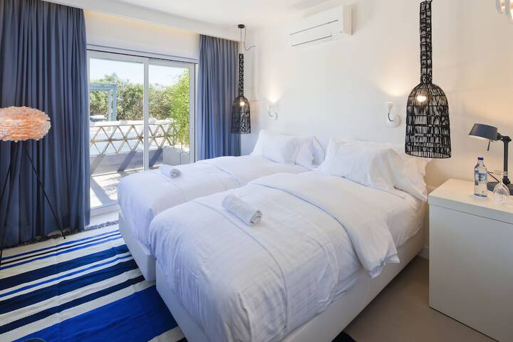Room 20 of 85